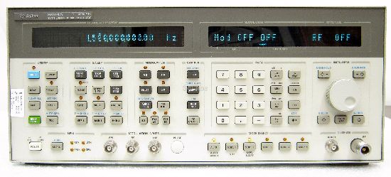 HP Agilent 8664A Generatore sintetizzato 3 GHz high performance