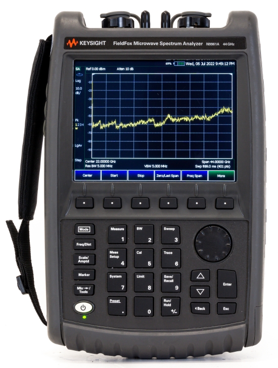 HP Agilent Keysight N9961A 44 GHz FieldFox Handheld Microwave Spectrum Analyzer