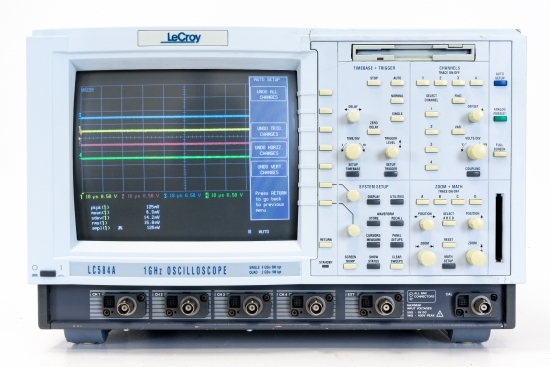 LeCroy LC584A 4 Channels 1 GHz digital Oscilloscope