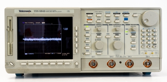 Tektronix, TDS684B